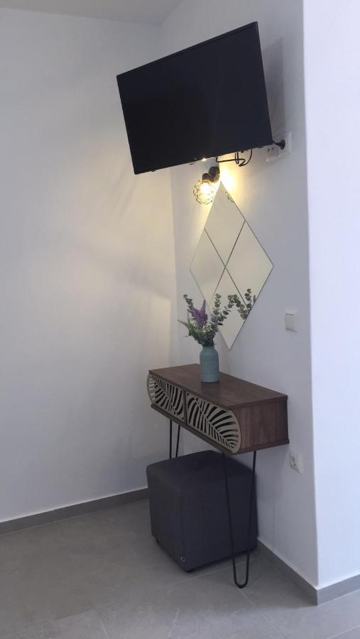 Sun Day Apartments Free Airport Shuttle Artemida  Dış mekan fotoğraf