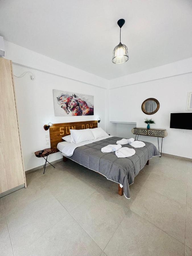 Sun Day Apartments Free Airport Shuttle Artemida  Dış mekan fotoğraf