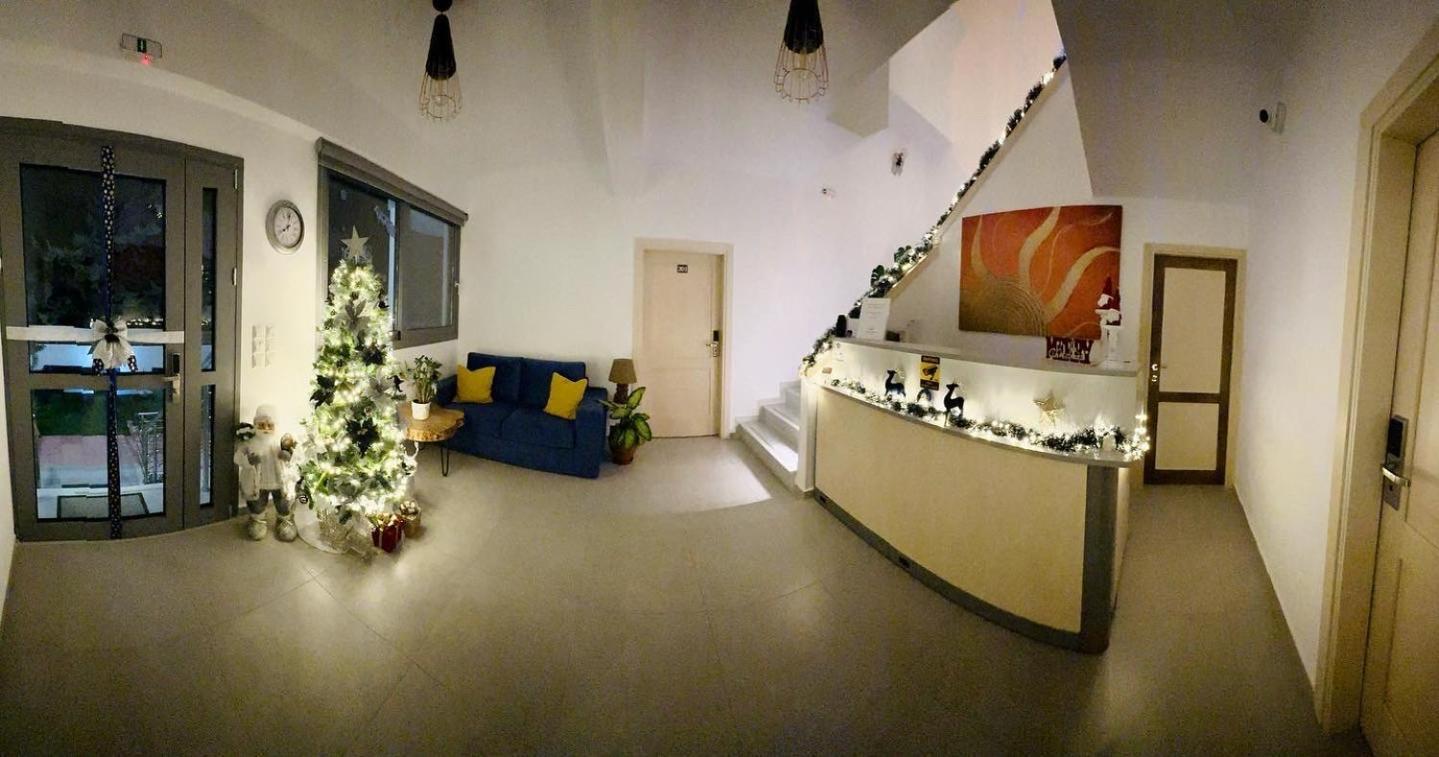 Sun Day Apartments Free Airport Shuttle Artemida  Dış mekan fotoğraf
