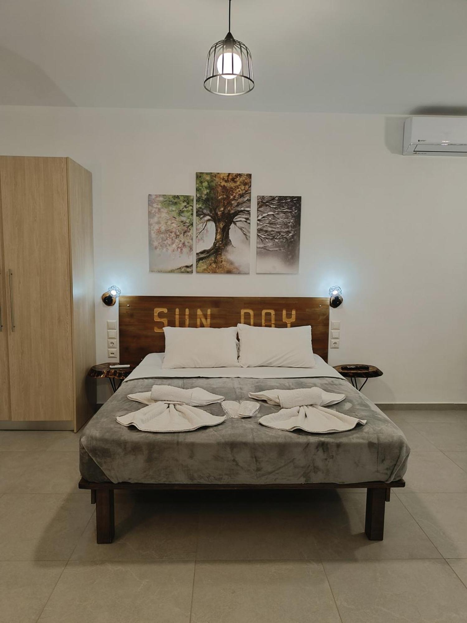 Sun Day Apartments Free Airport Shuttle Artemida  Dış mekan fotoğraf