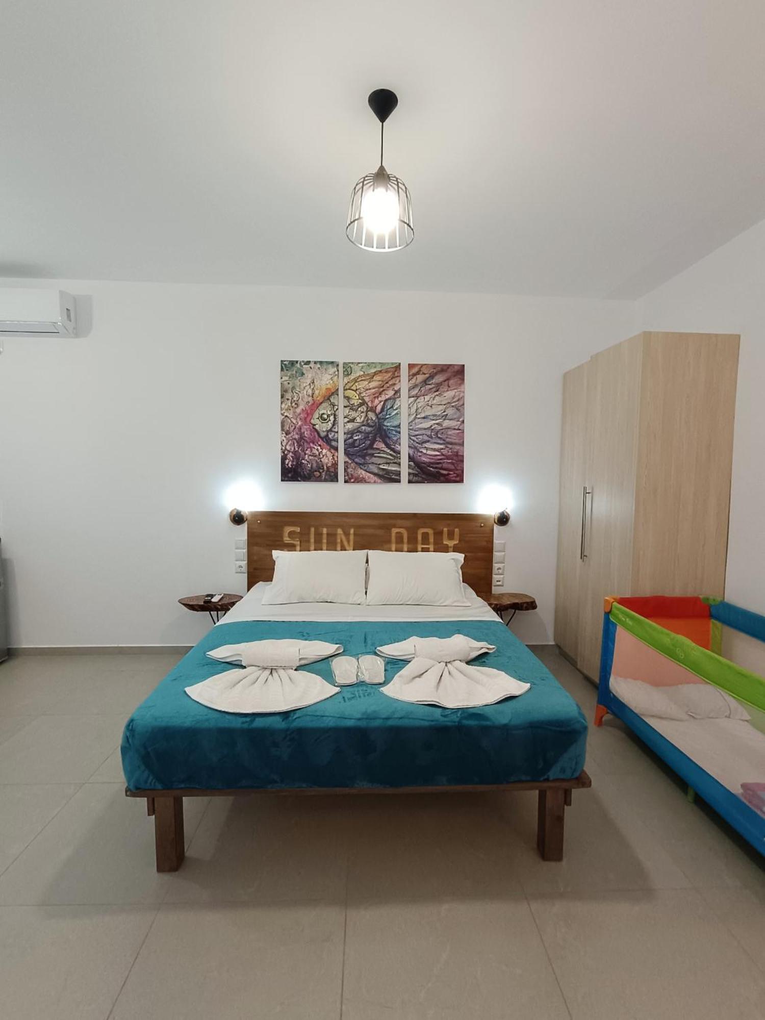 Sun Day Apartments Free Airport Shuttle Artemida  Dış mekan fotoğraf