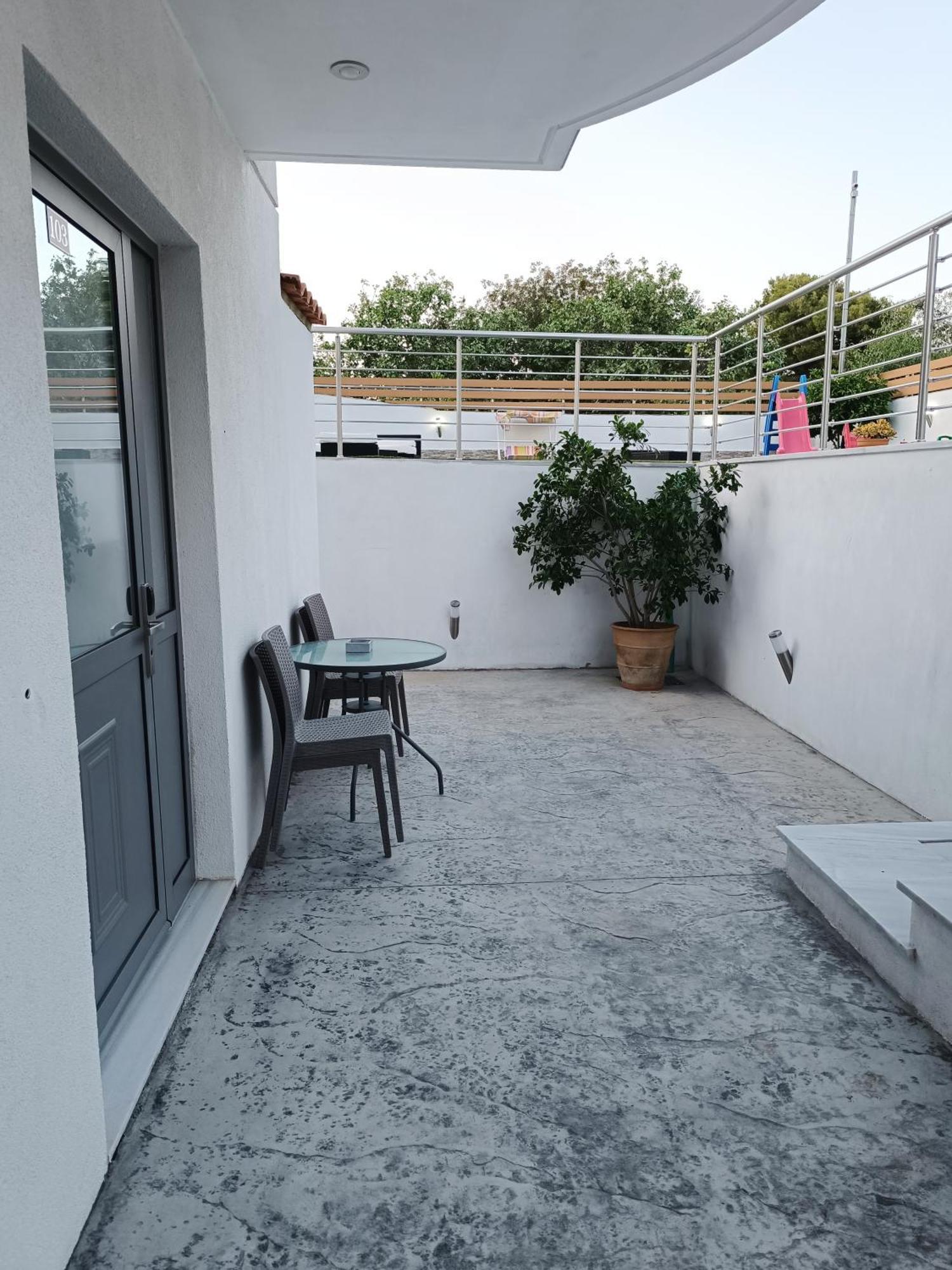 Sun Day Apartments Free Airport Shuttle Artemida  Dış mekan fotoğraf